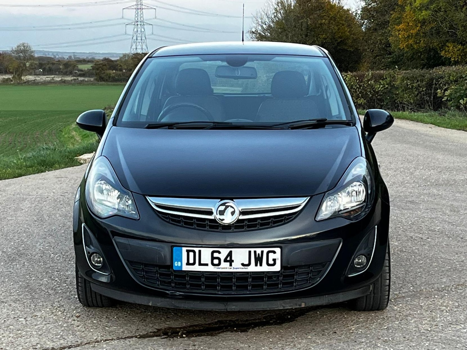Used Vauxhall Corsa 2015 for sale - 76477023: Photo 2