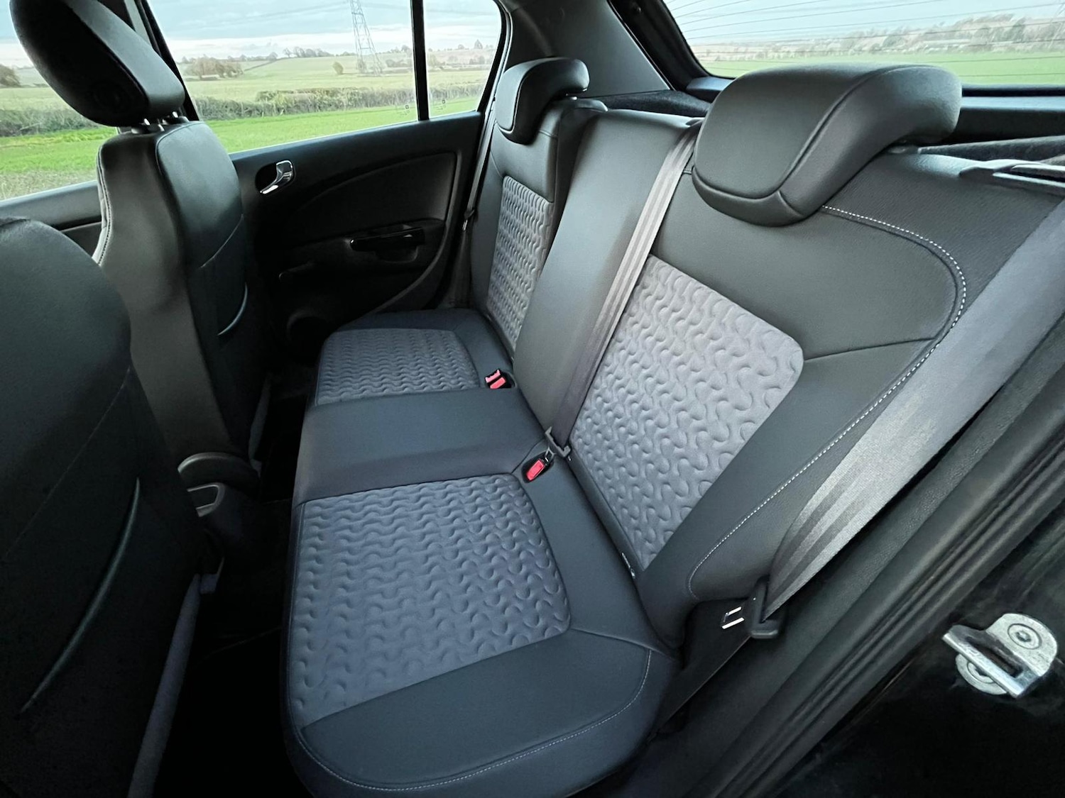 Used Vauxhall Corsa 2015 for sale - 76477023: Photo 25