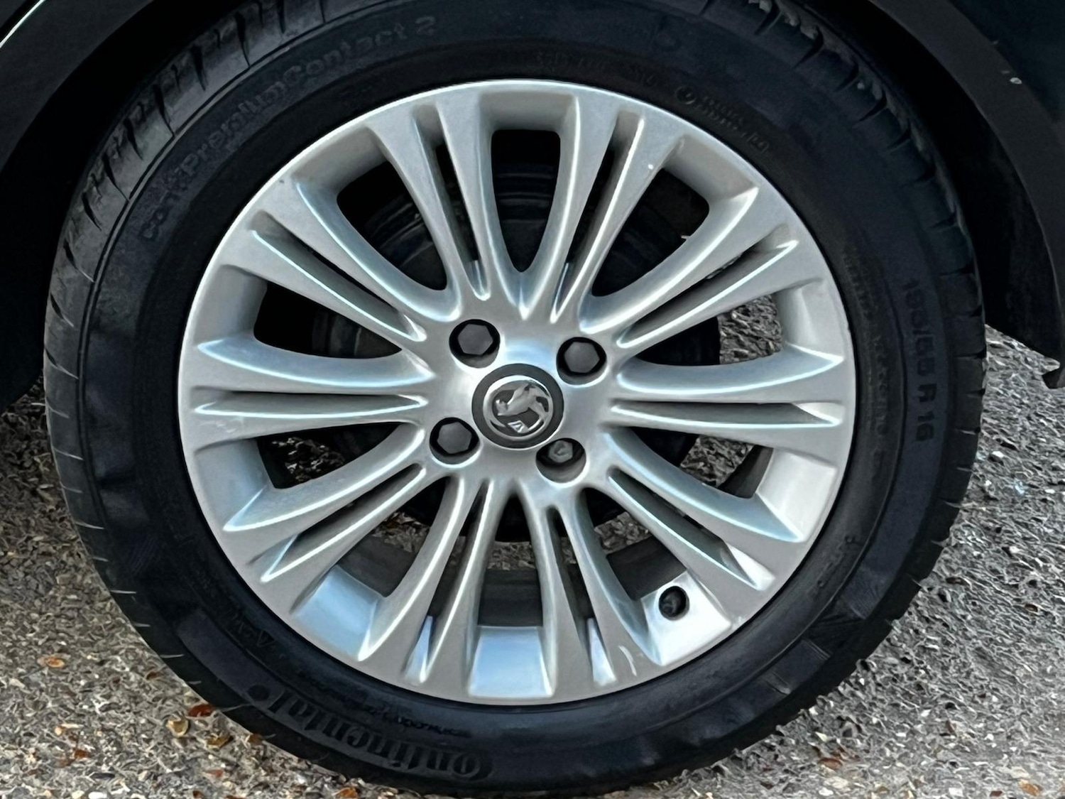 Used Vauxhall Corsa 2015 for sale - 76477023: Photo 28