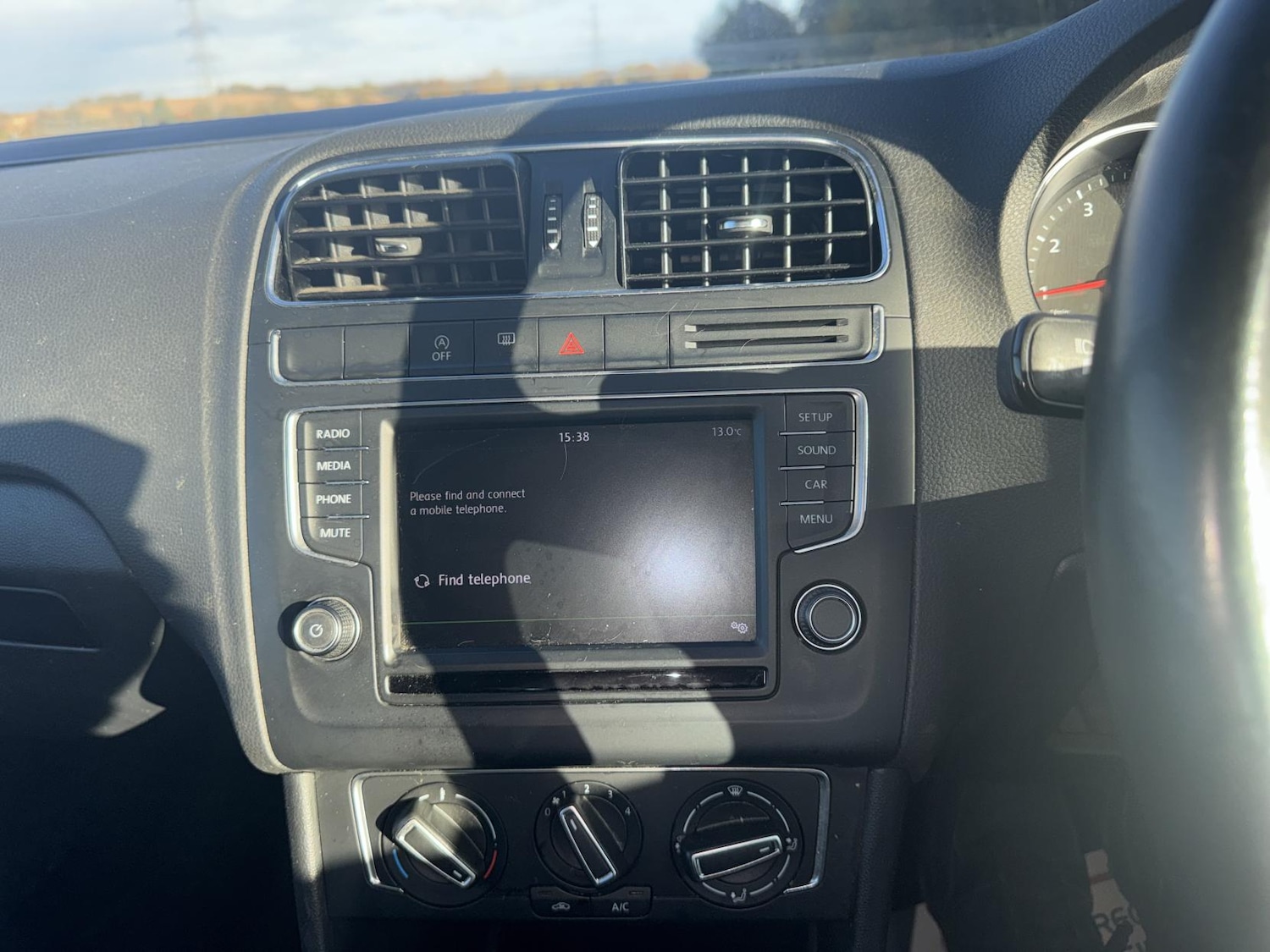 Used Volkswagen Polo 2015 for sale - 76449454: Photo 16