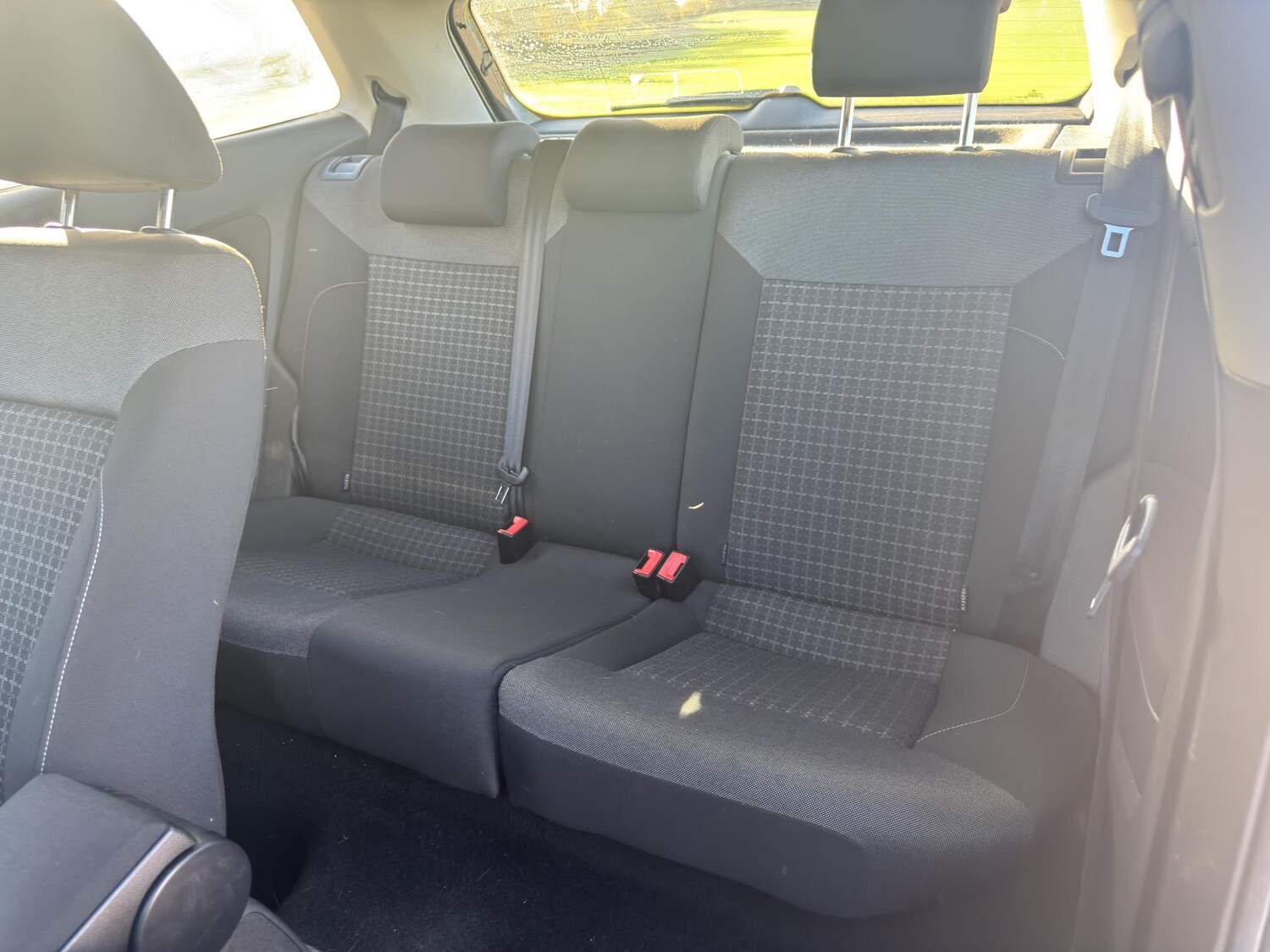 Used Volkswagen Polo 2015 for sale - 76449454: Photo 23