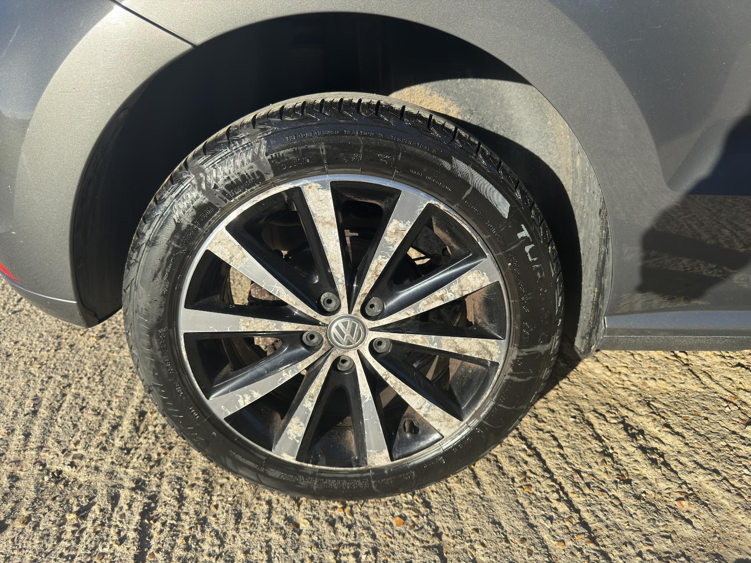 Used Volkswagen Polo 2015 for sale - 76449454: Photo 25