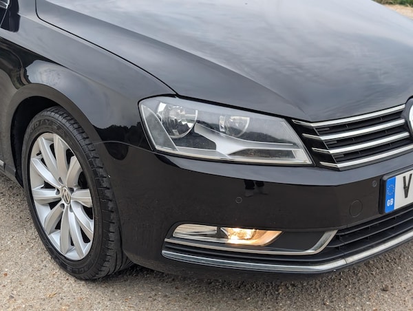 Used Volkswagen Passat 2013 for sale - 75590729: Photo 2