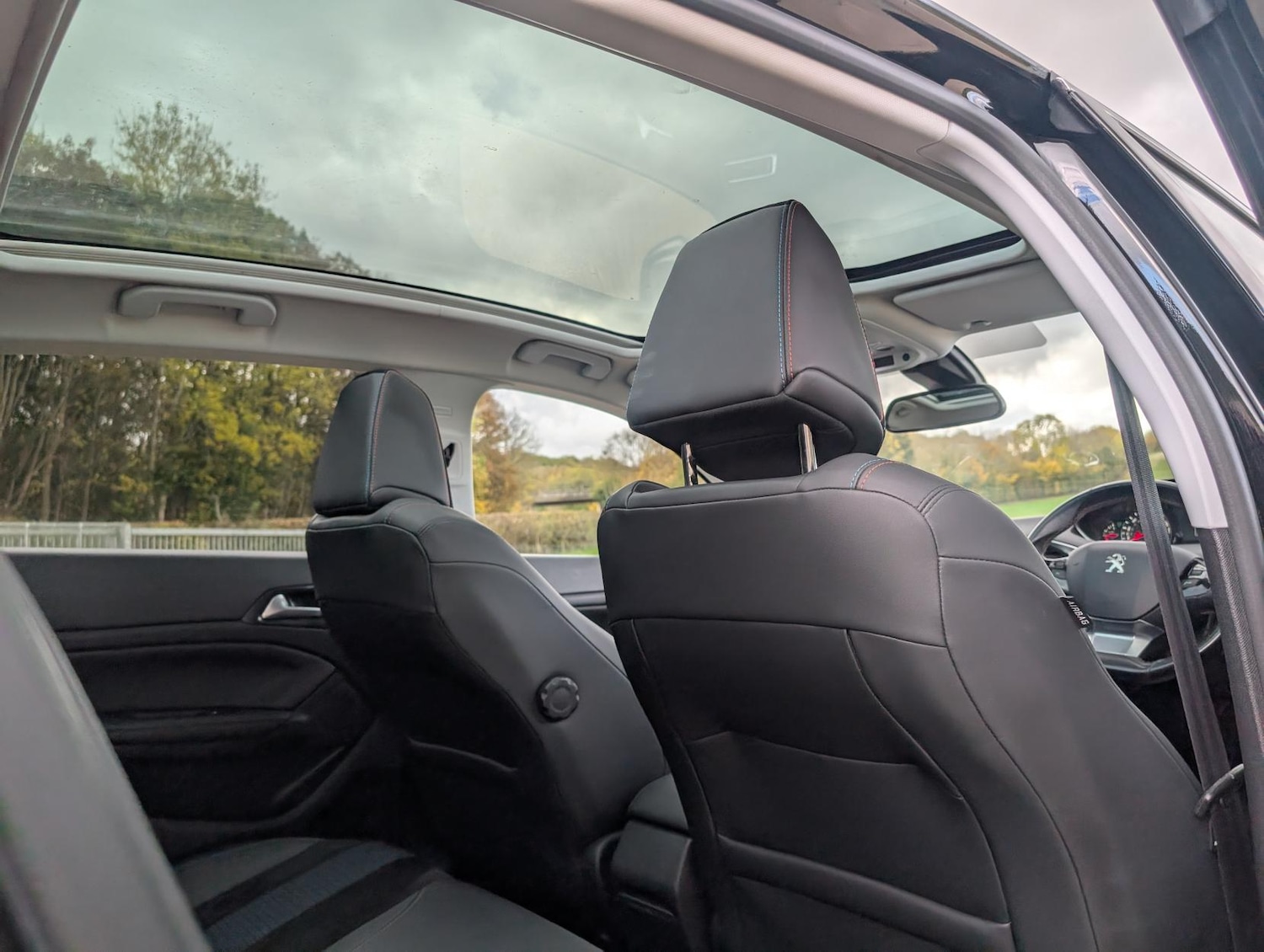 Used Peugeot 308 2019 for sale - 76350673: Photo 16