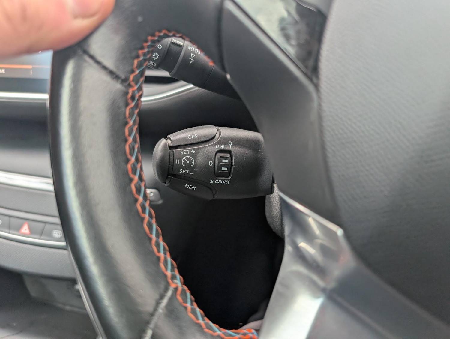 Used Peugeot 308 2019 for sale - 76350673: Photo 32