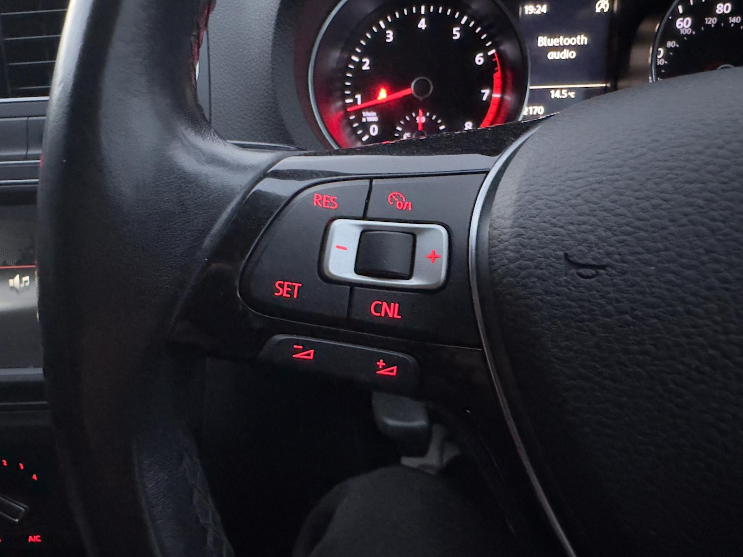 Used Volkswagen Polo 2016 for sale - 76415622: Photo 15