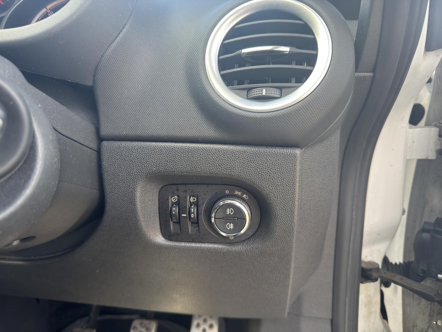 Used Vauxhall Corsa 2014 for sale - 76092262: Photo 17