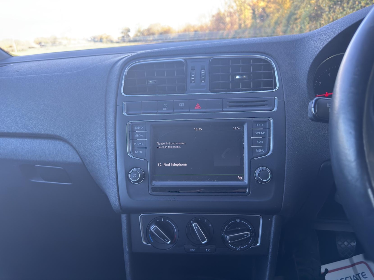 Used Volkswagen Polo 2015 for sale - 76574846: Photo 14