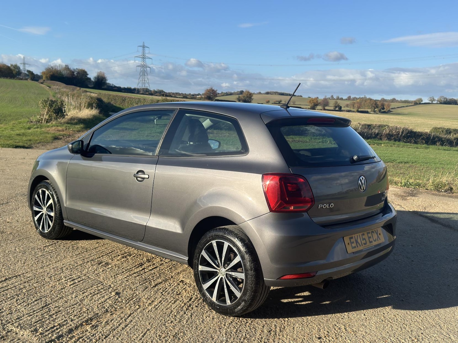 Used Volkswagen Polo 2015 for sale - 76574846: Photo 7