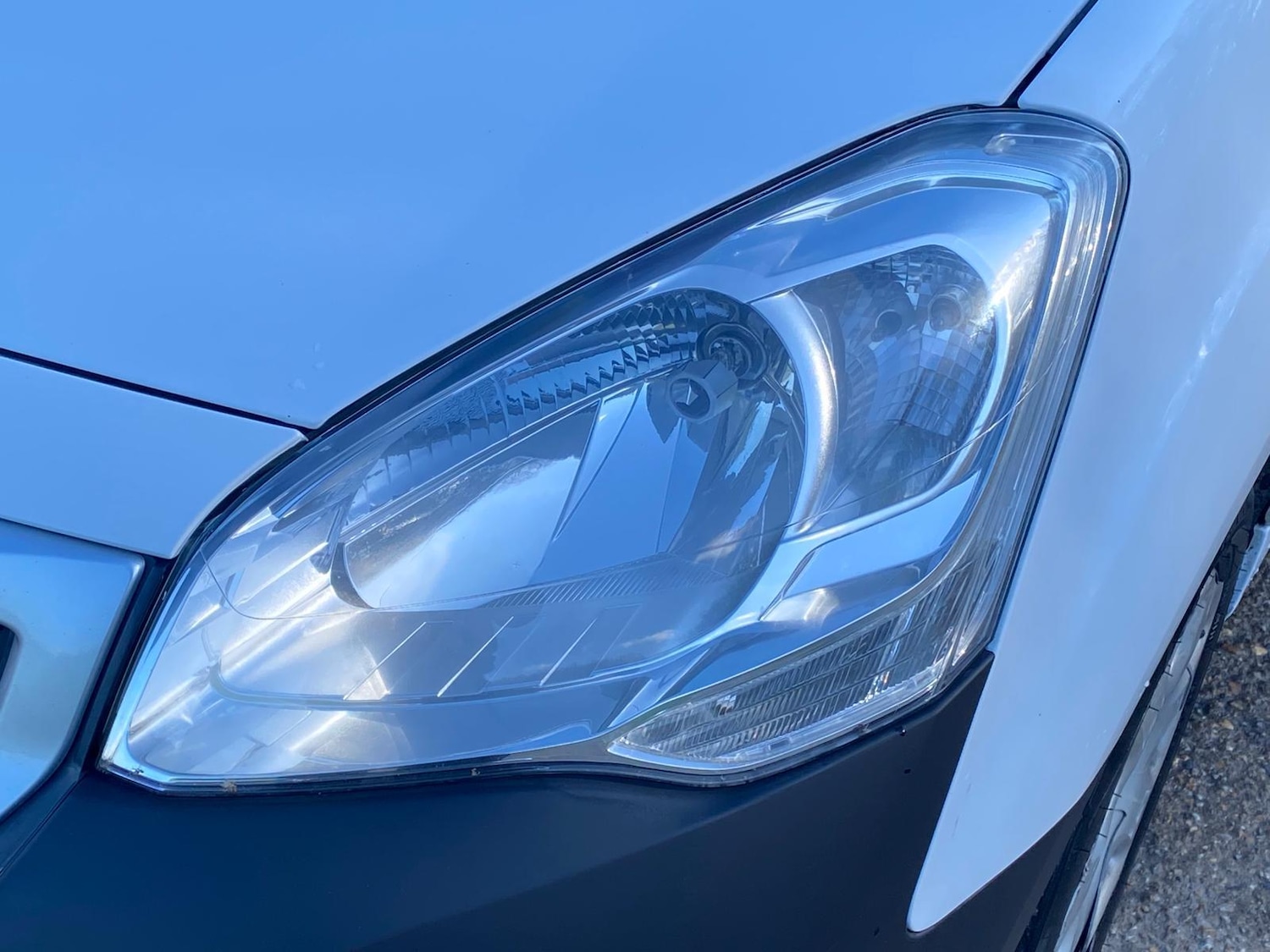 Used Peugeot Partner 2018 for sale - 77564343: Photo 9