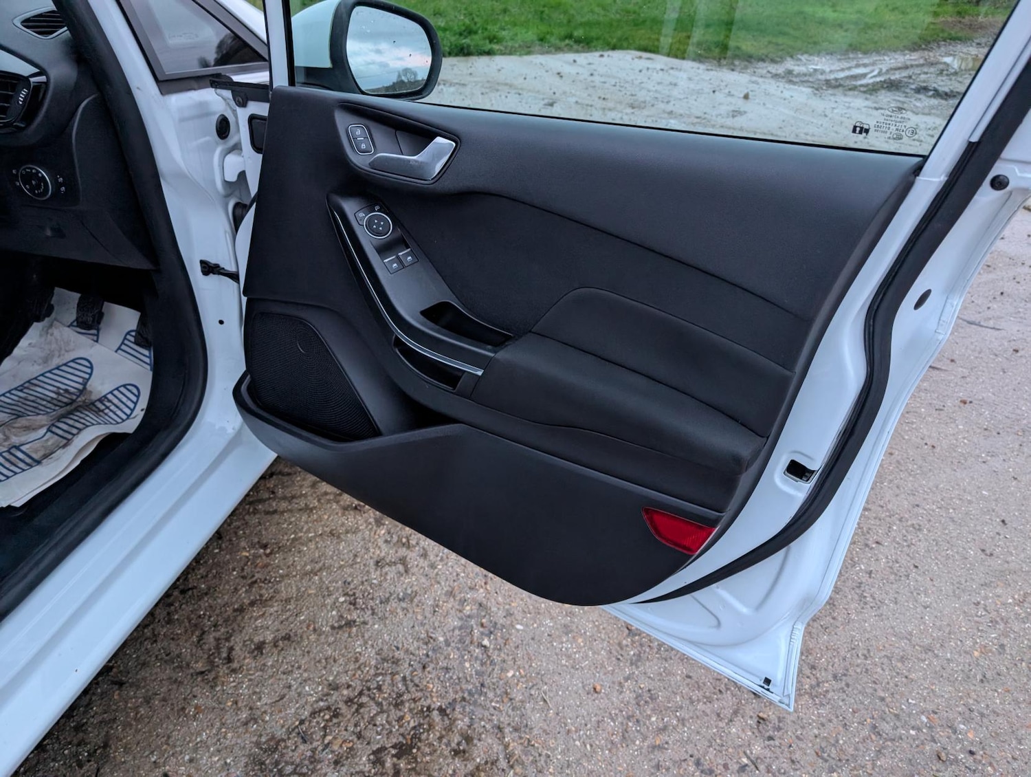 Used Ford Fiesta 2018 for sale - 76856291: Photo 12