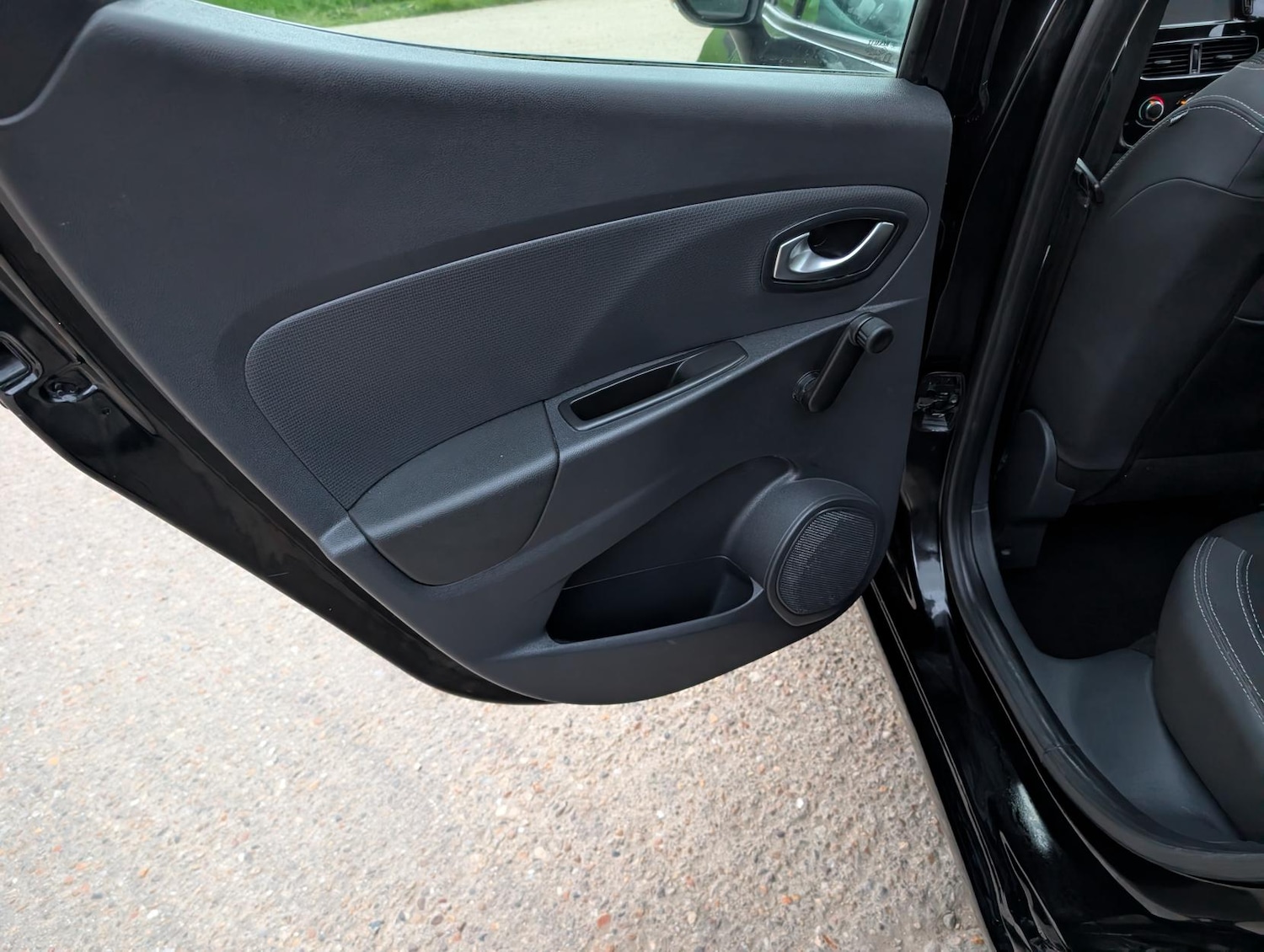 Used Renault Clio 2017 for sale - 78028154: Photo 21