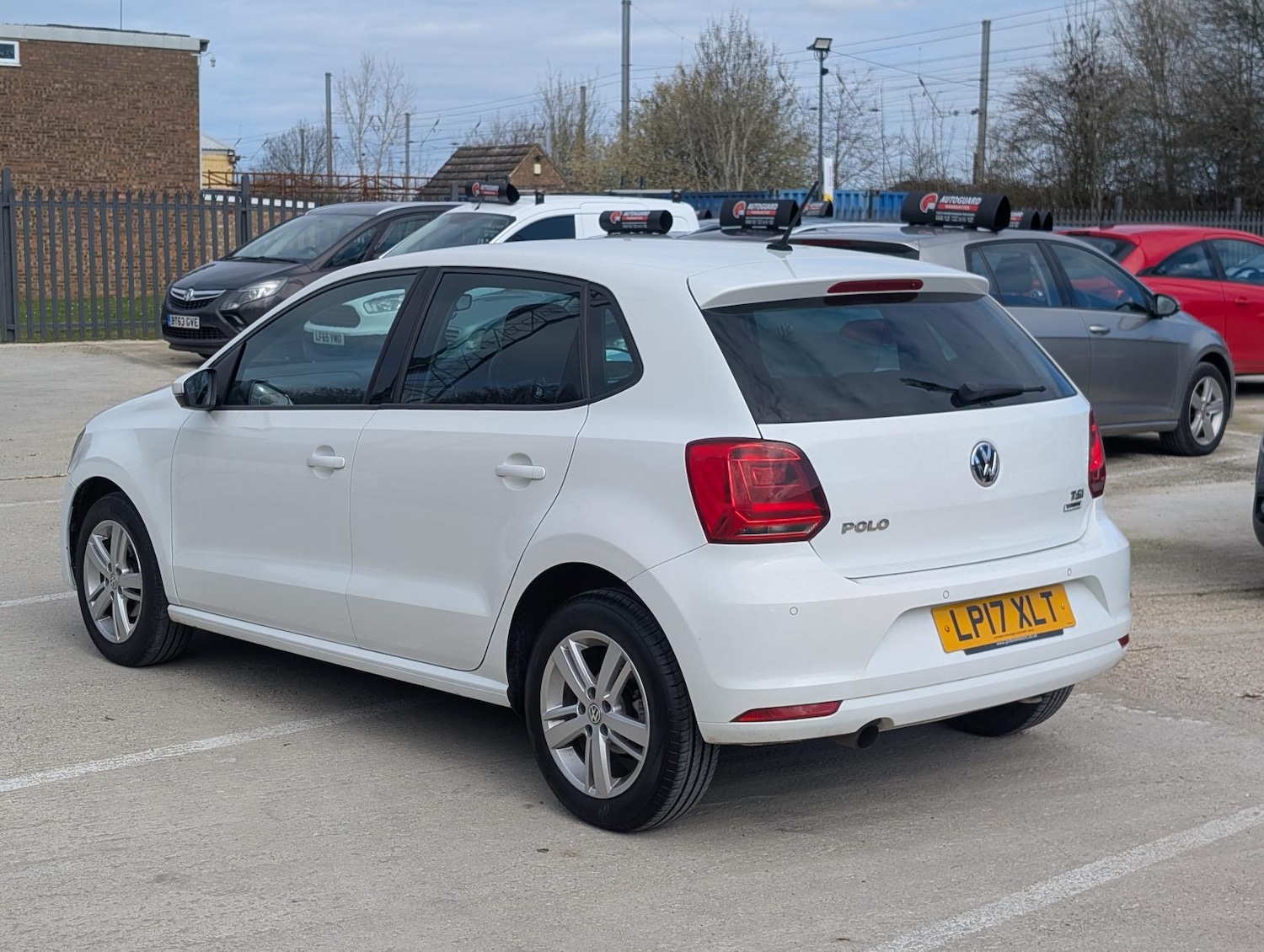 Used Volkswagen Polo 2017 for sale - 77903514: Photo 8
