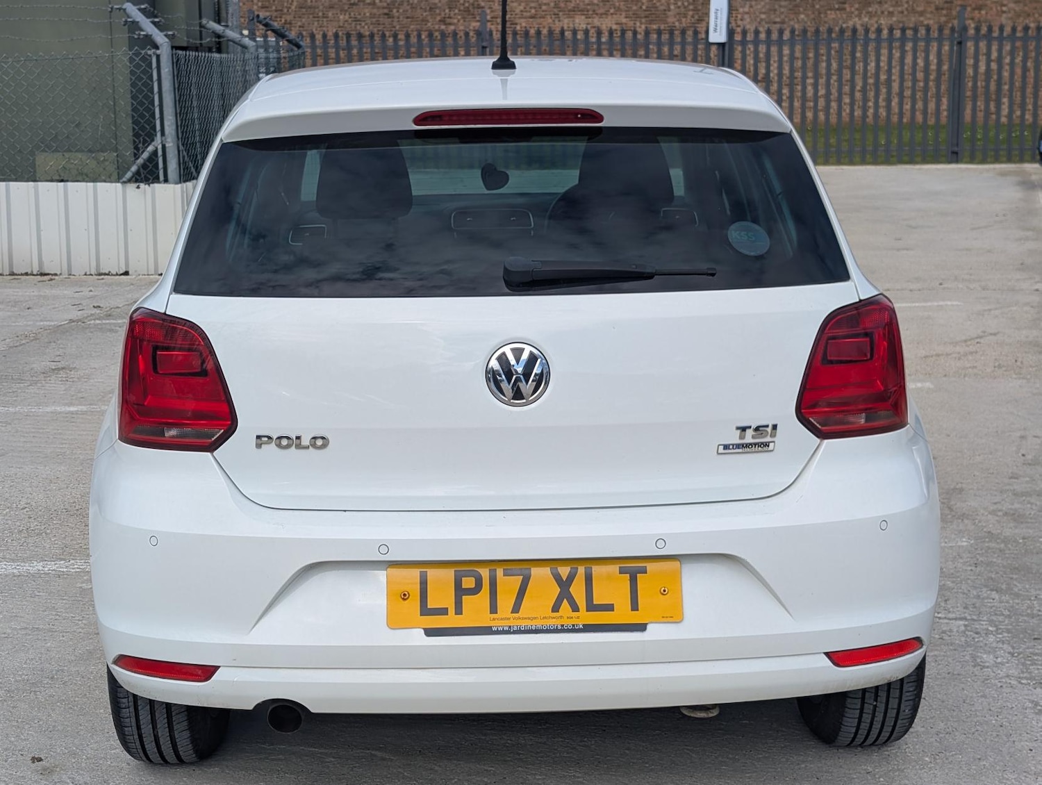 Used Volkswagen Polo 2017 for sale - 77903514: Photo 9