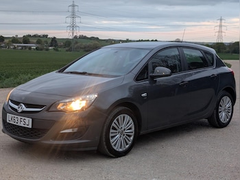 Used Vauxhall Astra 2013 for sale - 78293298: Photo