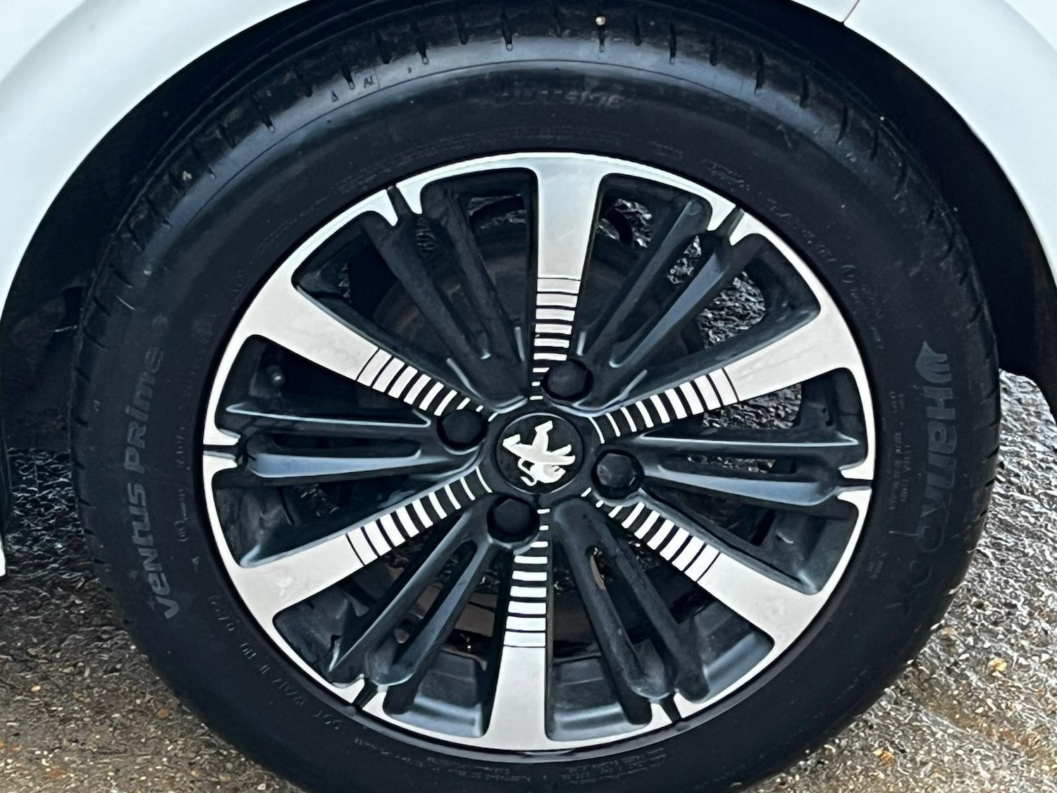 Used Peugeot 208 2016 for sale - 76560668: Photo 28