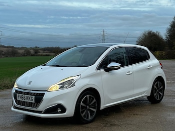 Used Peugeot 208 2016 for sale - 76560668: Photo