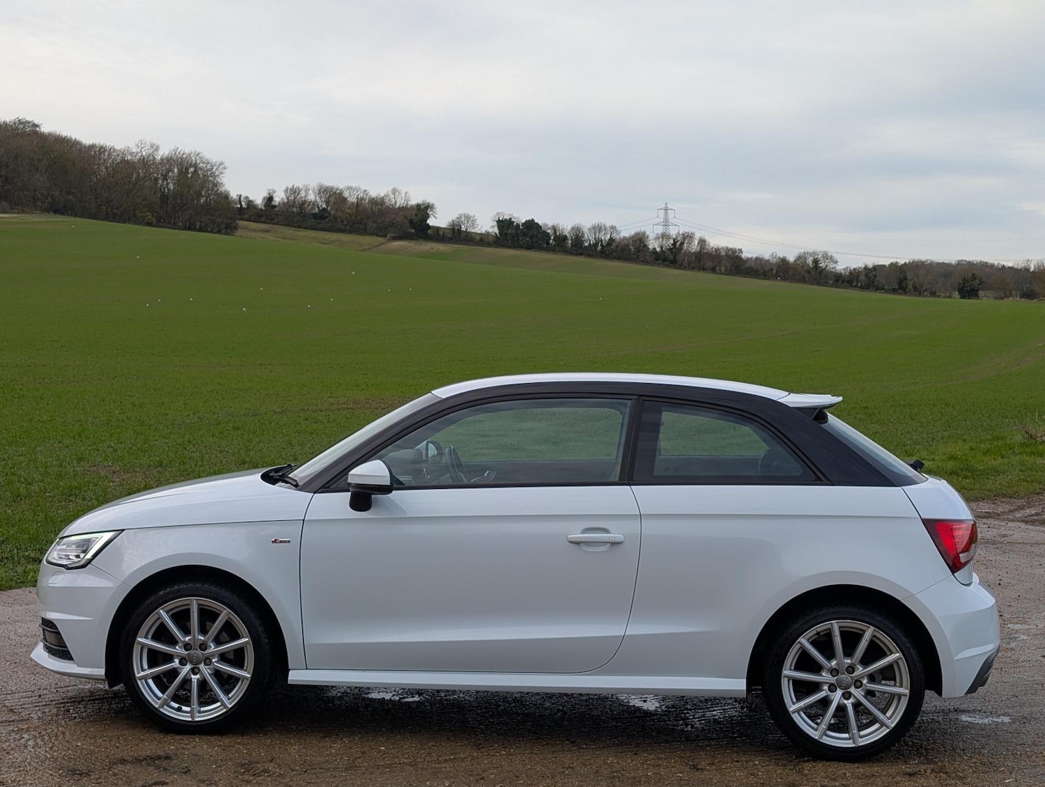 Used Audi A1 2017 for sale - 76835178: Photo 4
