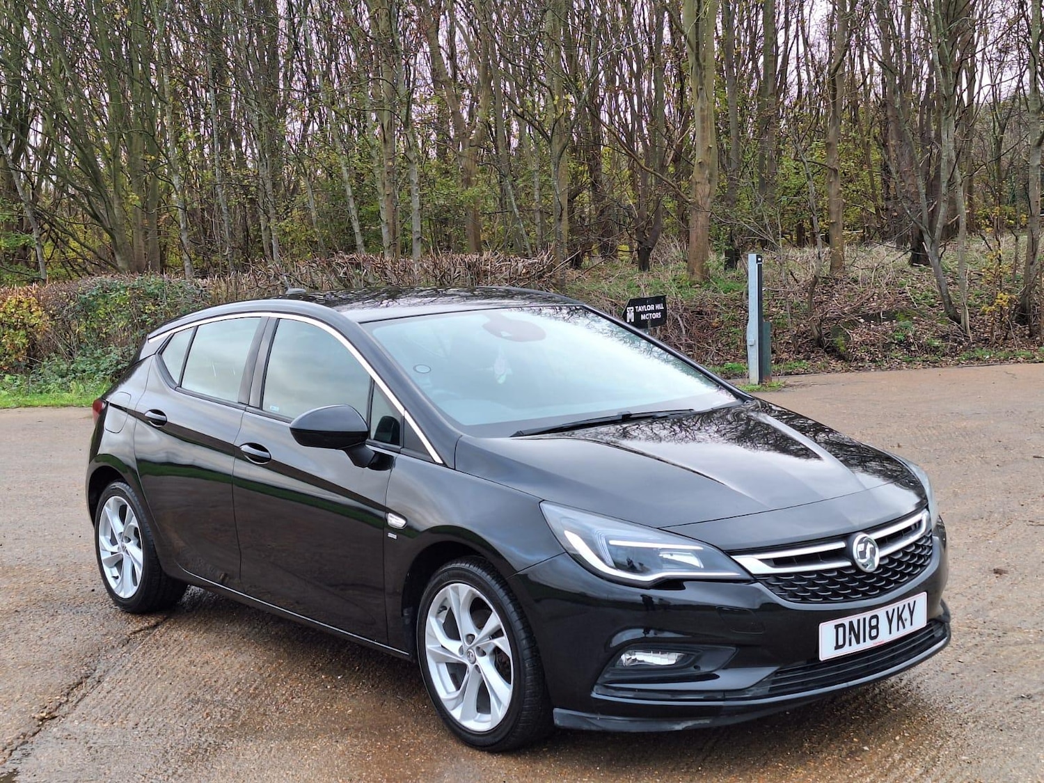 Used Vauxhall Astra 2018 for sale - 76741848: Photo 1