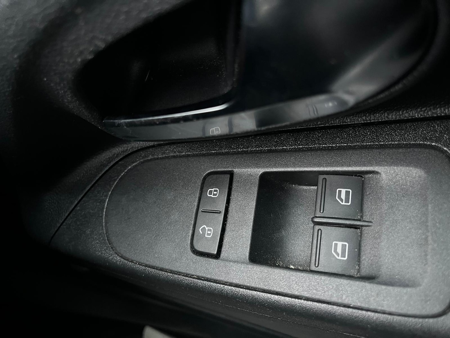 Used Volkswagen up! 2017 for sale - 76304435: Photo 24