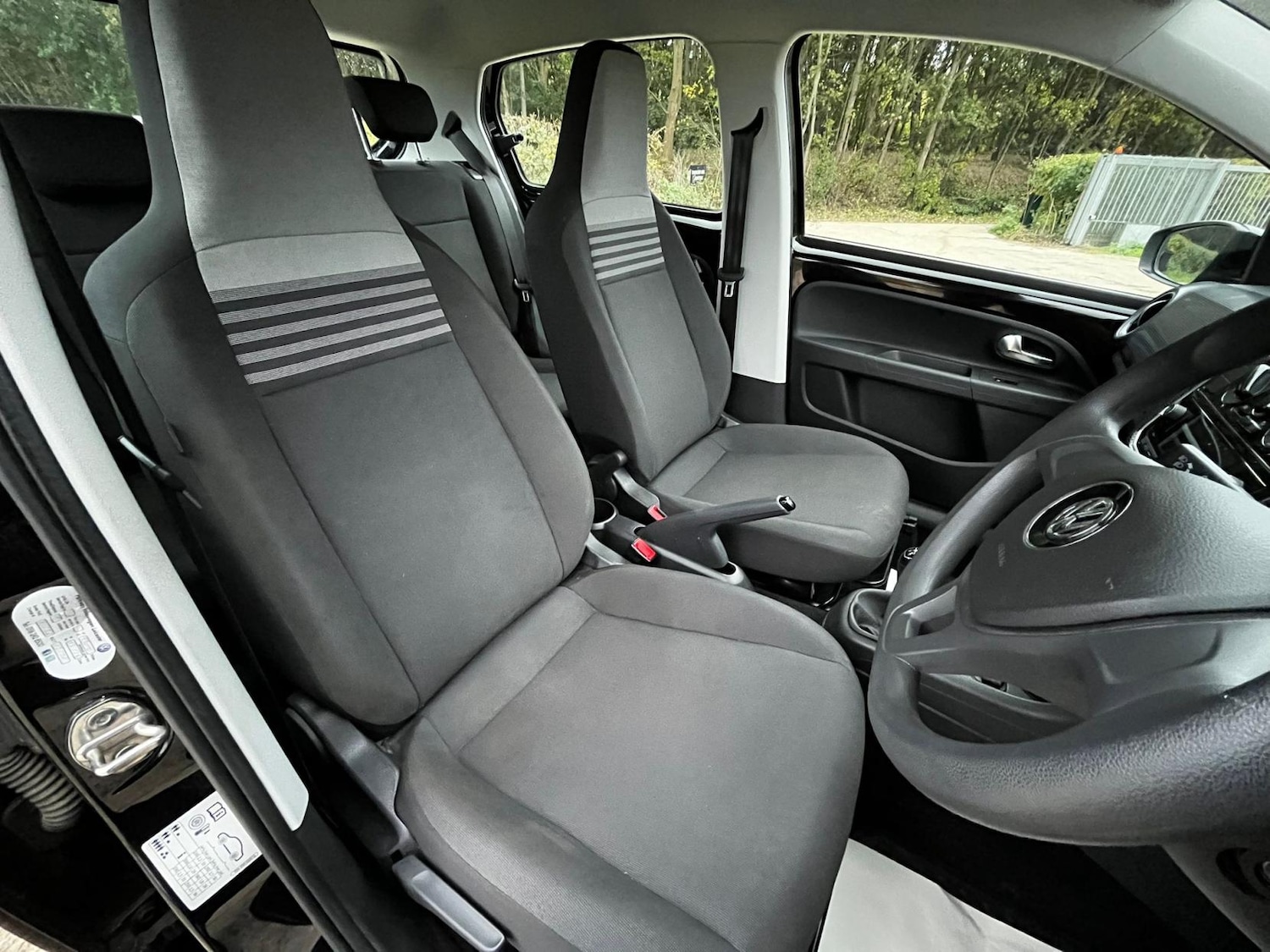 Used Volkswagen up! 2017 for sale - 76304435: Photo 26