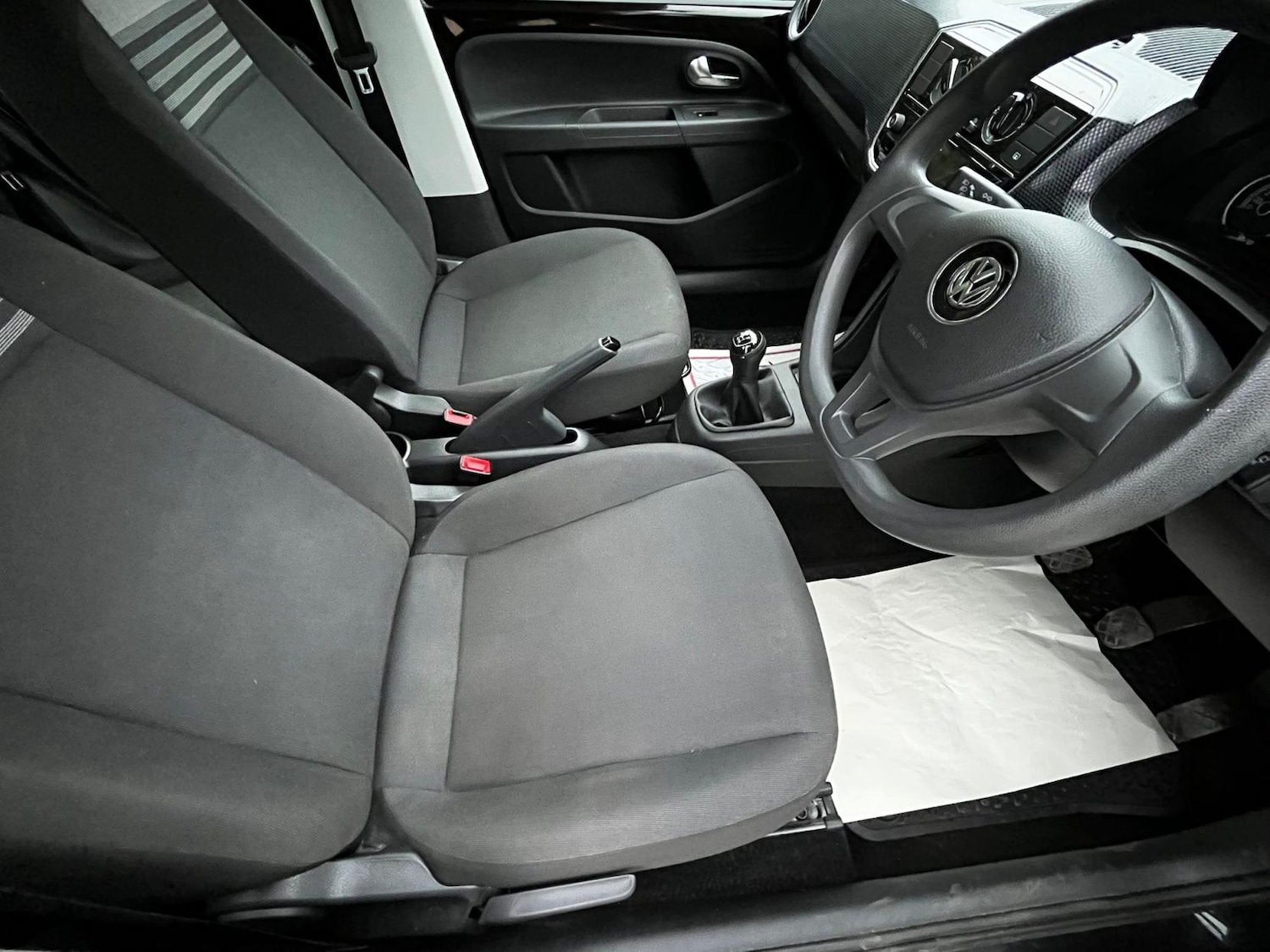 Used Volkswagen up! 2017 for sale - 76304435: Photo 27