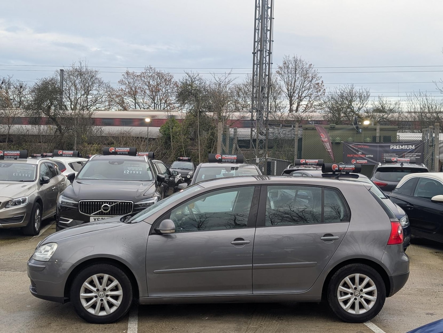 Used Volkswagen Golf 2008 for sale - 76837589: Photo 5