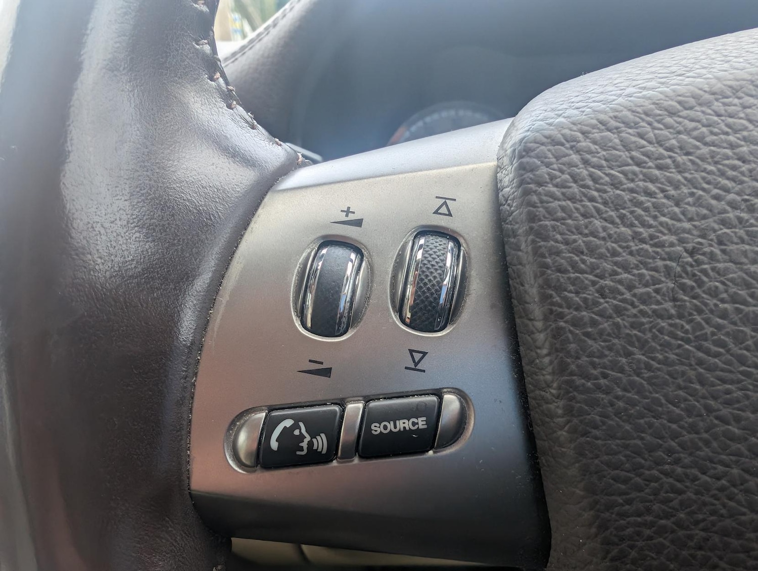 Used Jaguar XF 2010 for sale - 77532311: Photo 27