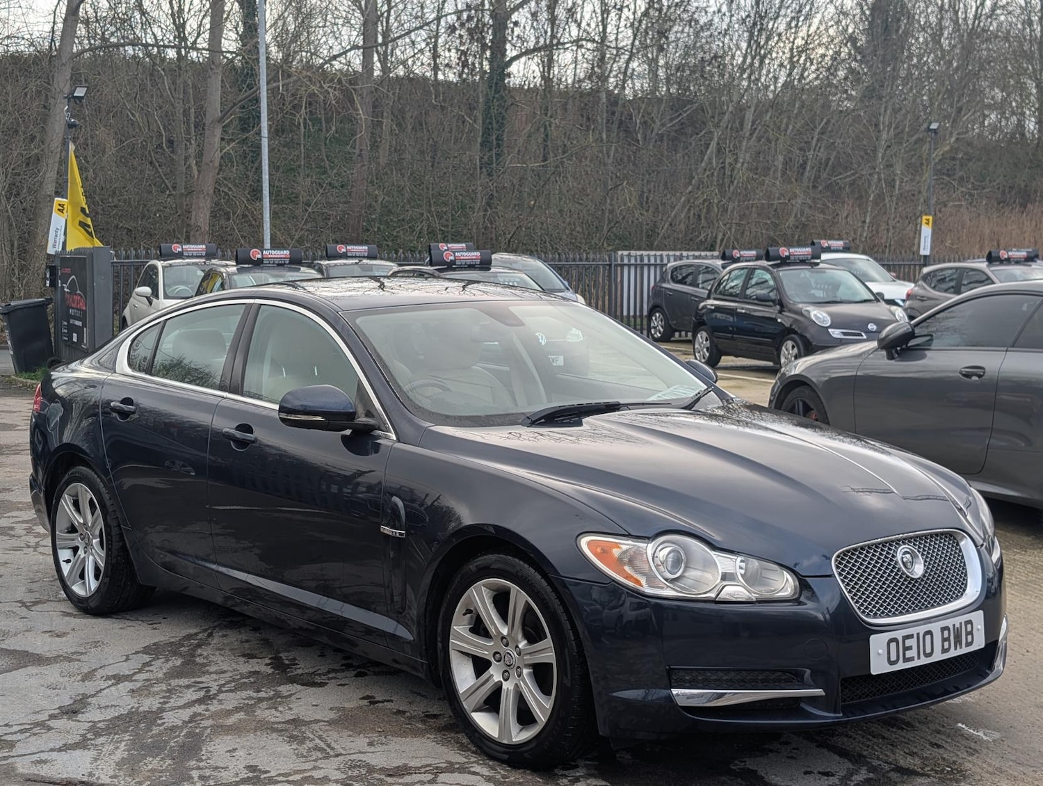 Used Jaguar XF 2010 for sale - 77532311: Photo 4