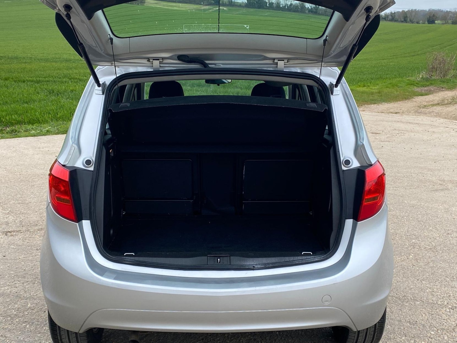 Used Vauxhall Meriva 2017 for sale - 78090898: Photo 42