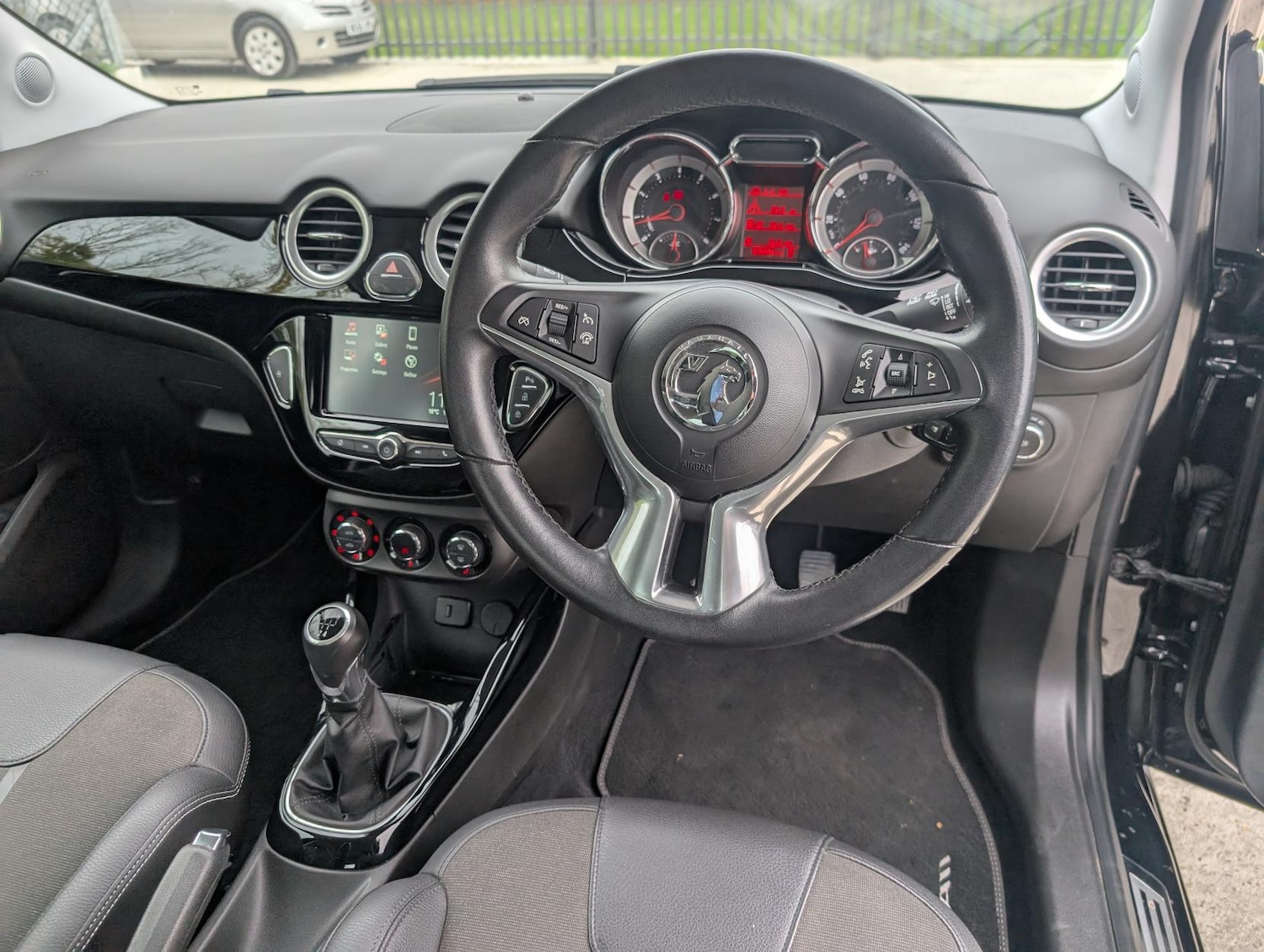 Used Vauxhall ADAM 2017 for sale - 76355900: Photo 12