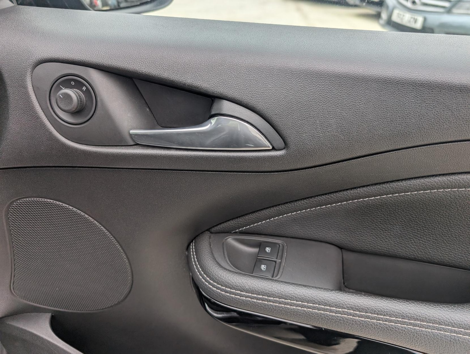 Used Vauxhall ADAM 2017 for sale - 76355900: Photo 13