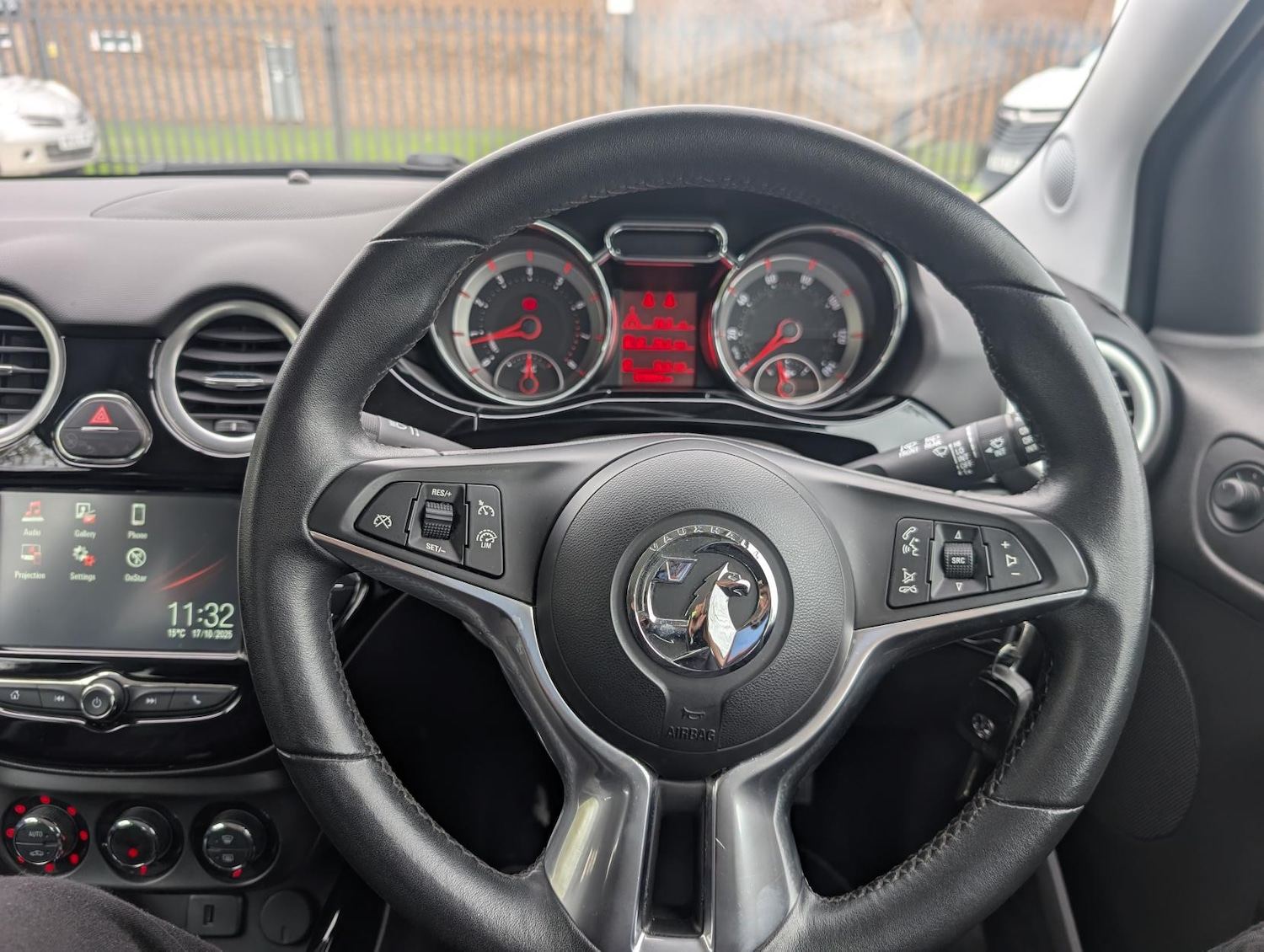 Used Vauxhall ADAM 2017 for sale - 76355900: Photo 15