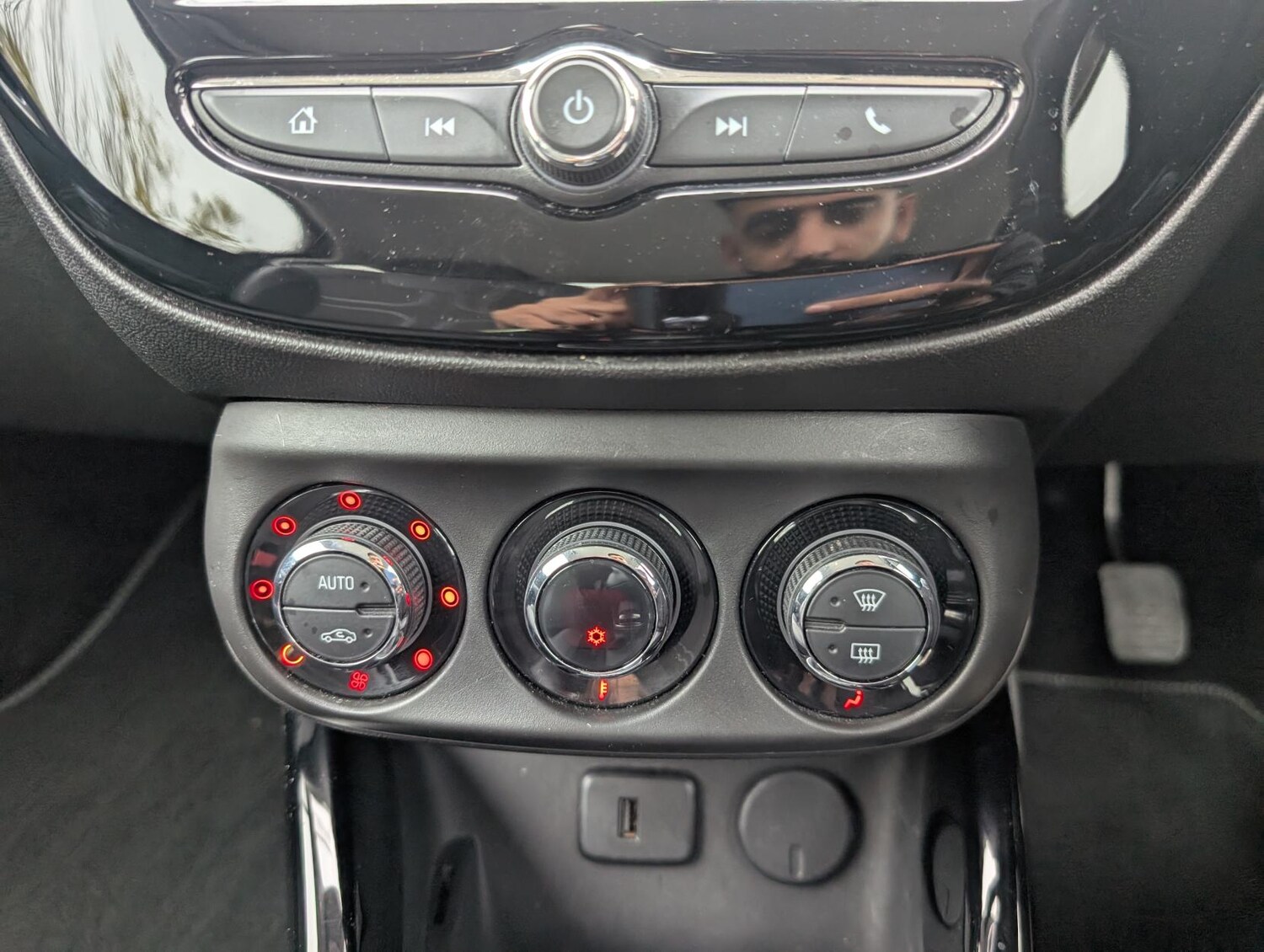 Used Vauxhall ADAM 2017 for sale - 76355900: Photo 23