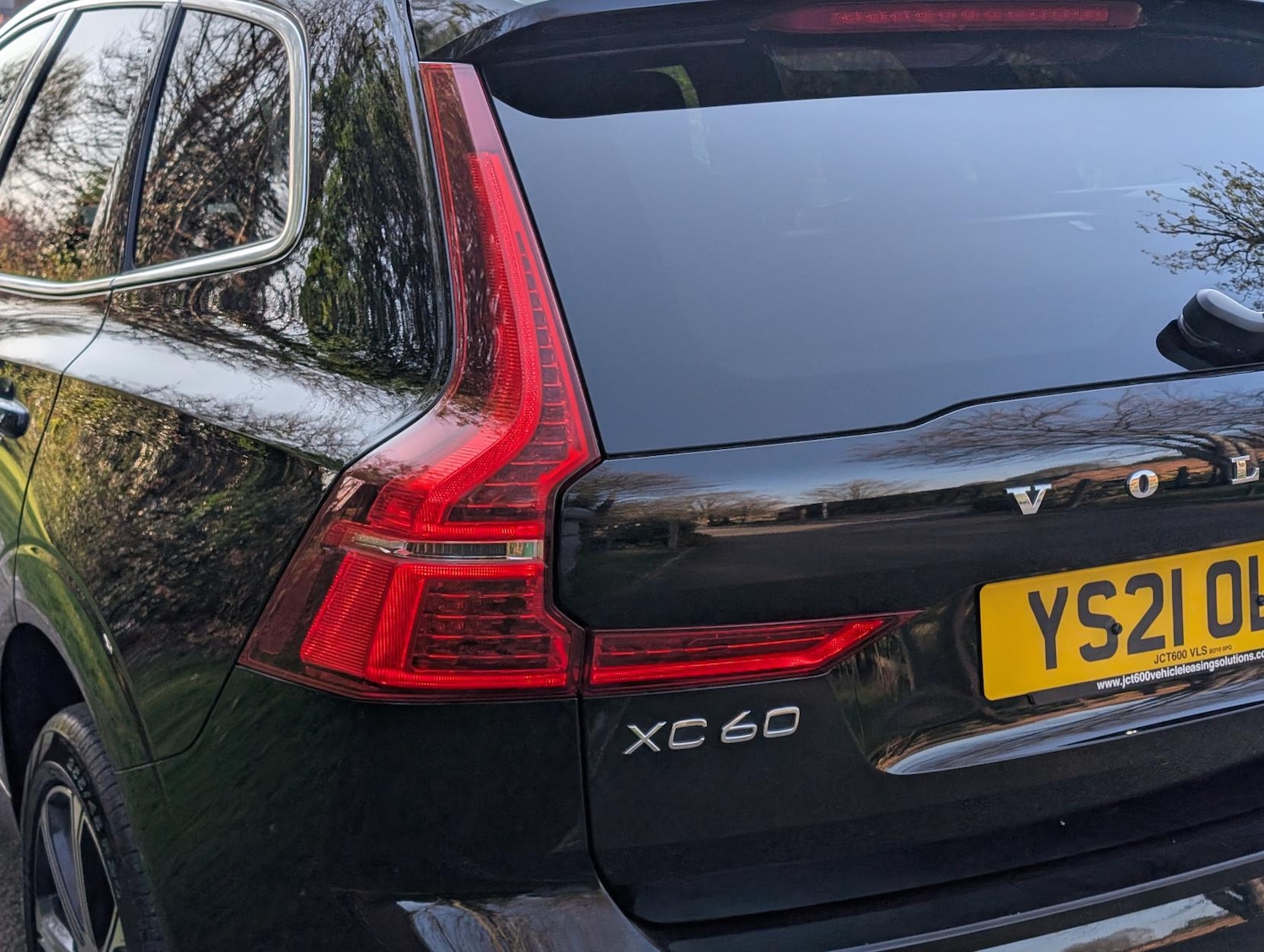 Used Volvo XC60 2021 for sale - 76847350: Photo 12