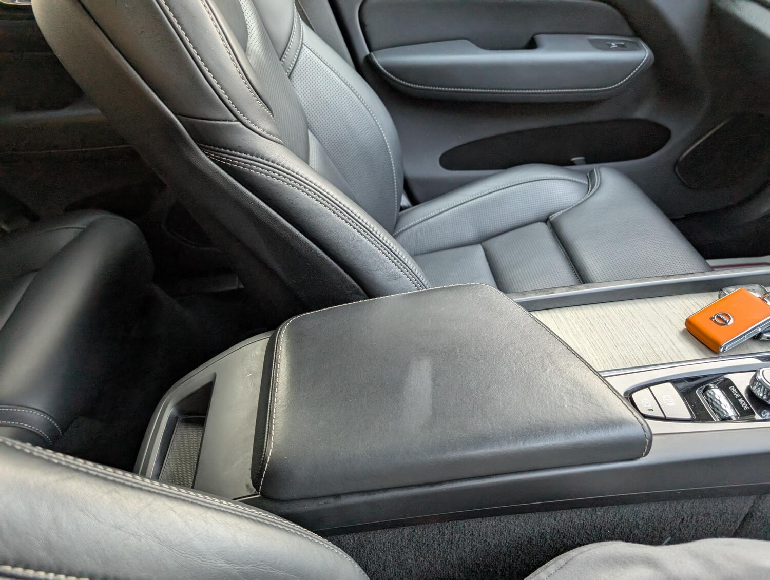 Used Volvo XC60 2021 for sale - 76847350: Photo 34