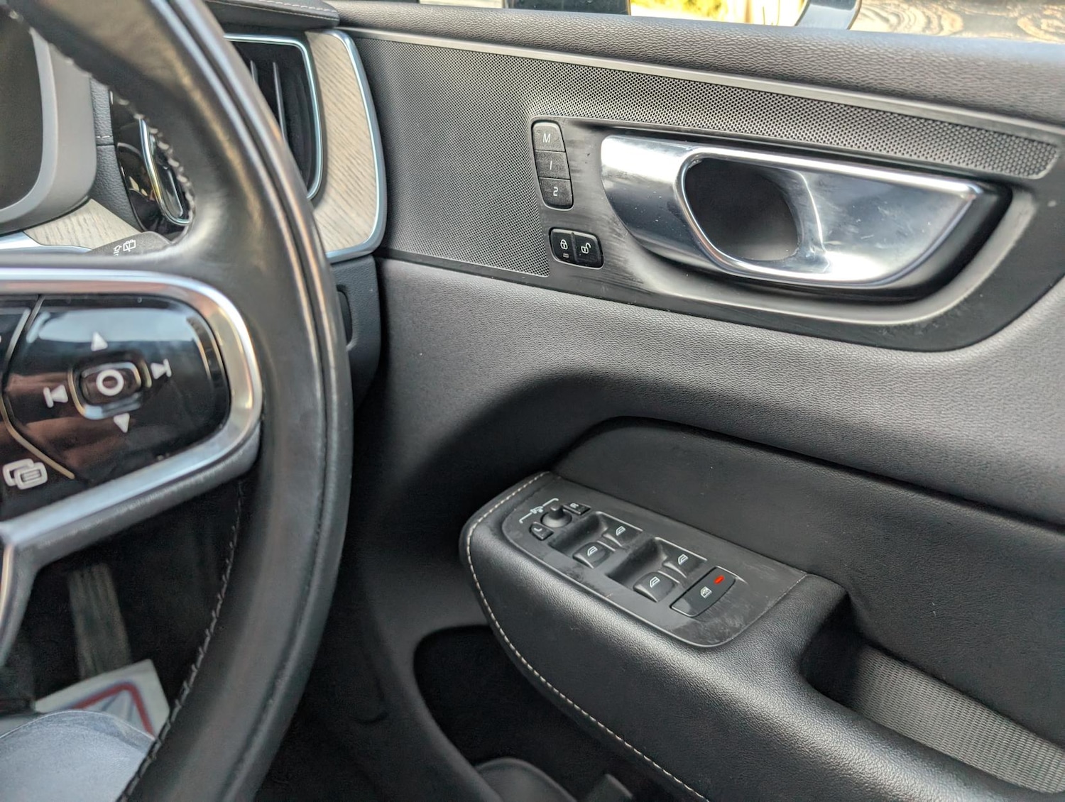 Used Volvo XC60 2021 for sale - 76847350: Photo 39