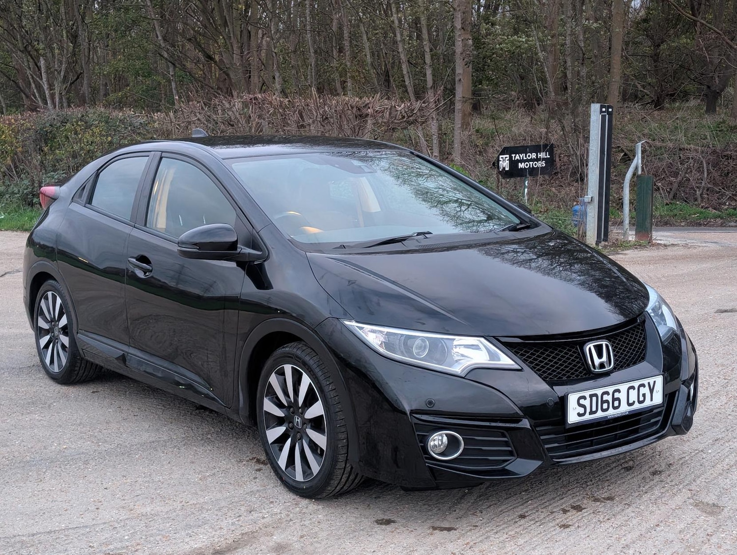 Used Honda Civic 2017 for sale - 76647779: Photo 1