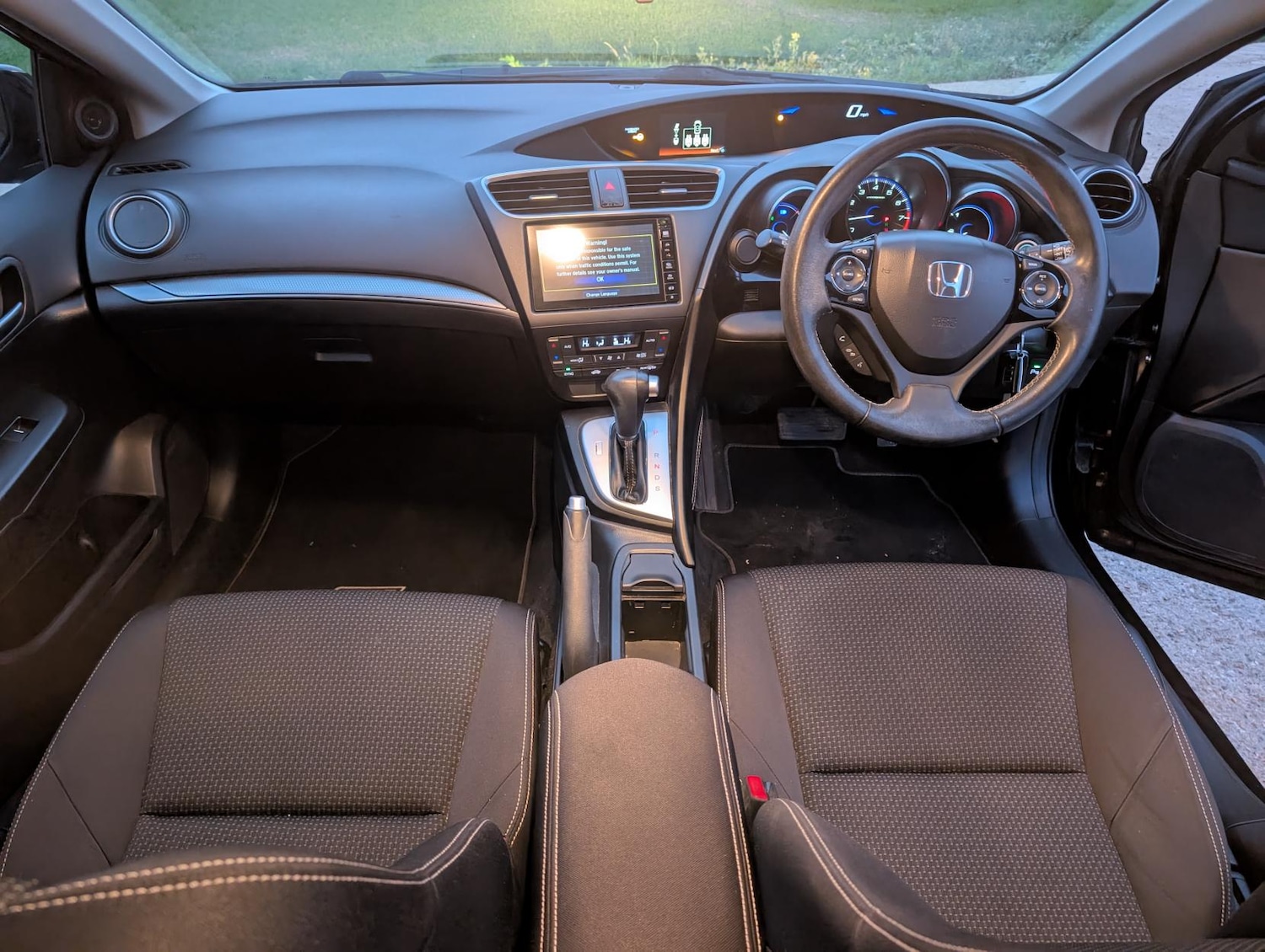 Used Honda Civic 2017 for sale - 76647779: Photo 11