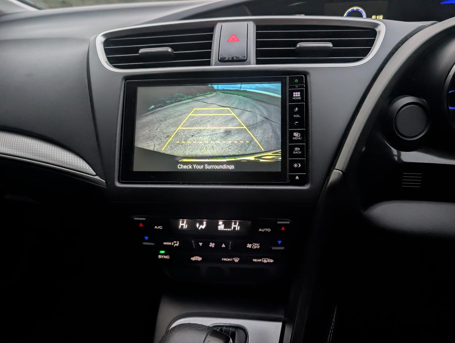 Used Honda Civic 2017 for sale - 76647779: Photo 14