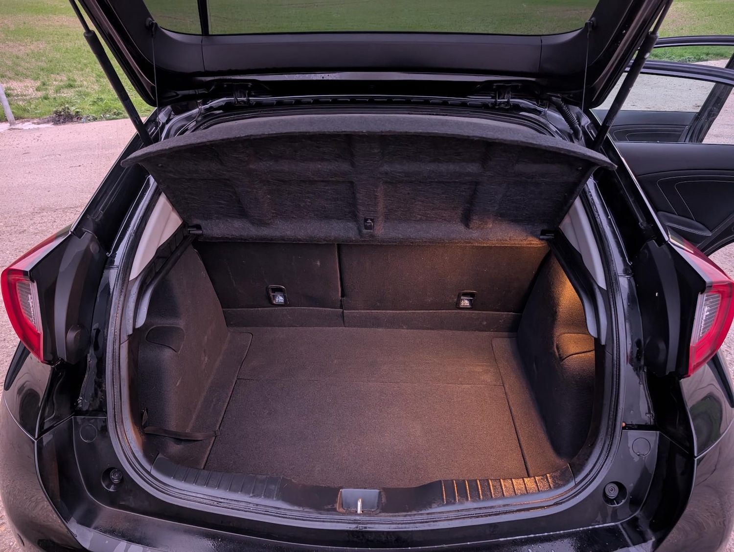 Used Honda Civic 2017 for sale - 76647779: Photo 35