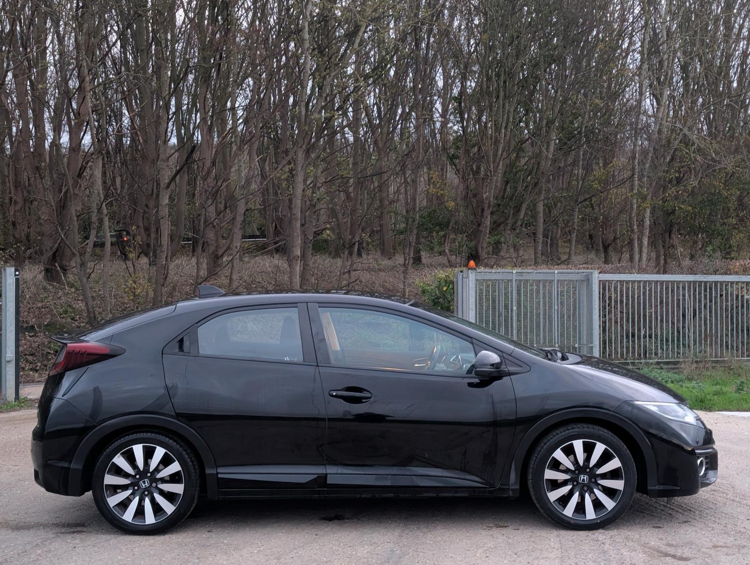 Used Honda Civic 2017 for sale - 76647779: Photo 8