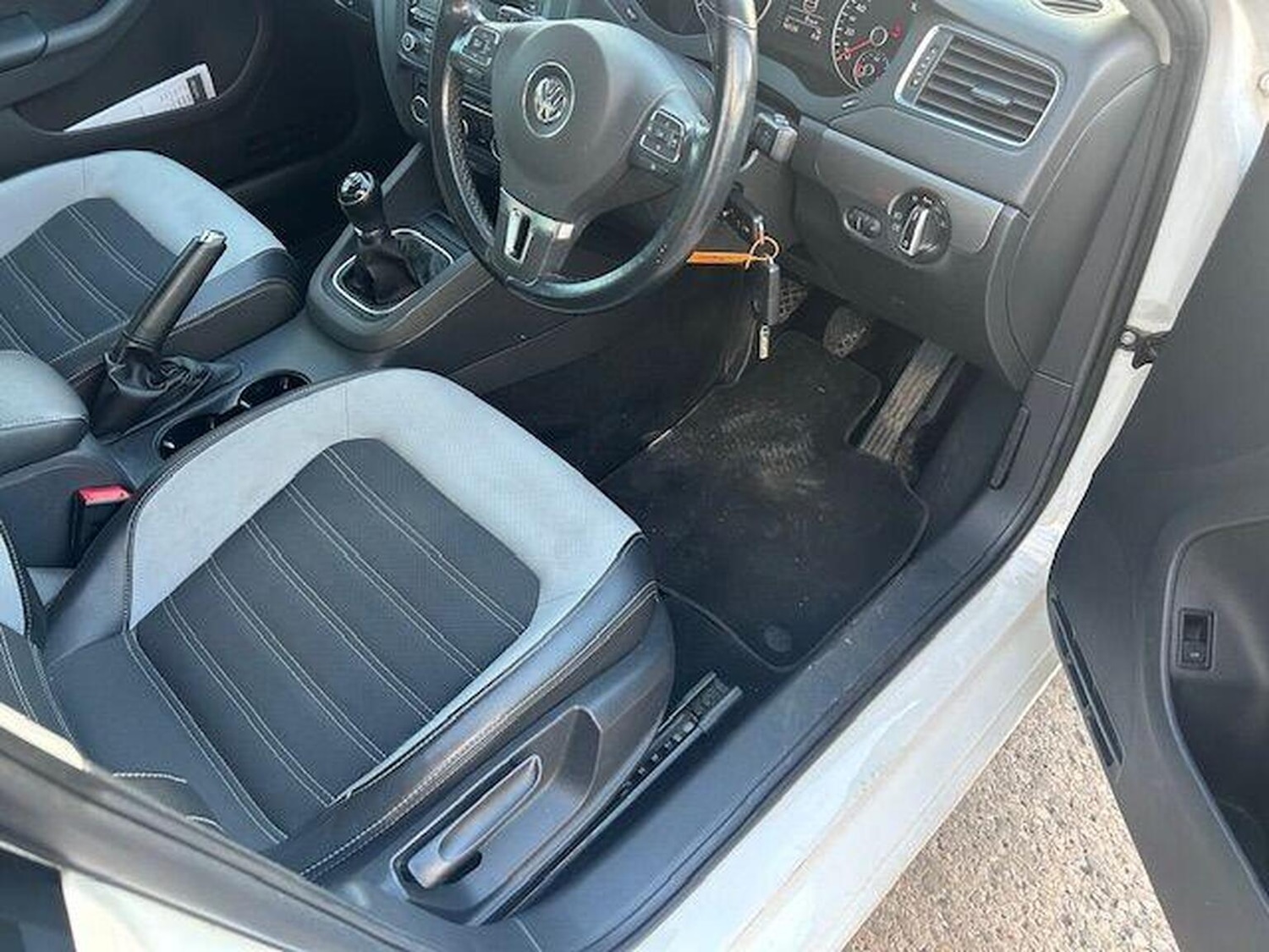 Used Volkswagen Jetta 2013 for sale - 77446860: Photo 8