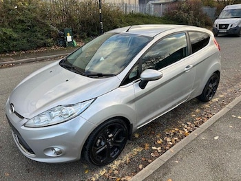 Used Ford Fiesta 2012 for sale - 76899257: Photo
