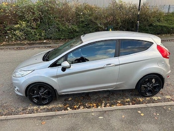 Used Ford Fiesta 2012 for sale - 76899257: Photo