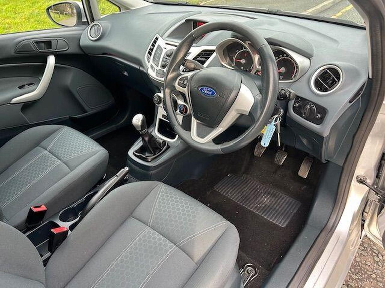 Used Ford Fiesta 2009 for sale - 77446859: Photo 9