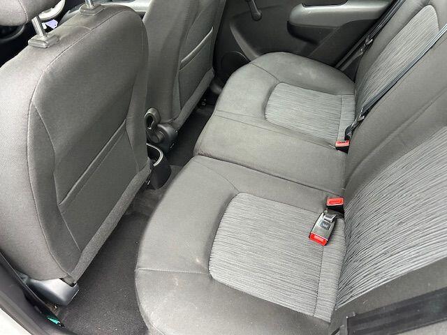 Used Hyundai i10 2014 for sale - 77279464: Photo 14