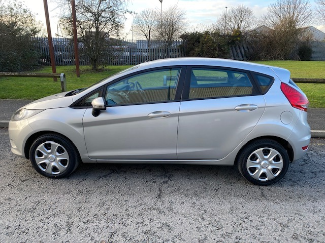 Used Ford Fiesta 2011 for sale - 77353835: Photo 8