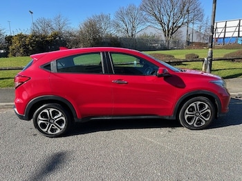 Used Honda HR-V 2016 for sale - 77766435: Photo