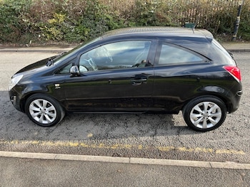 Used Vauxhall Corsa 2012 for sale - 77449601: Photo